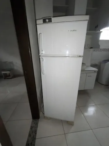 Geladeira com Defeito 