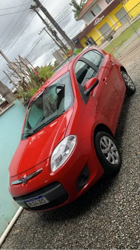 Fiat Palio Attractive 1.0 EVO Fire Flex 8V 5P 2013