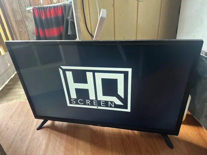 TV 32 HQ para retirar peça?