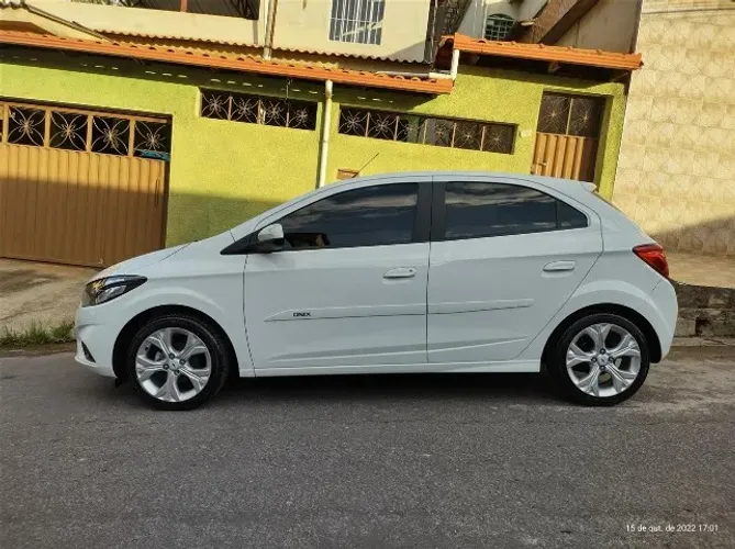 Chevrolet Onix Hatch LT 1.4 8V Flex Mec. 4P 2017