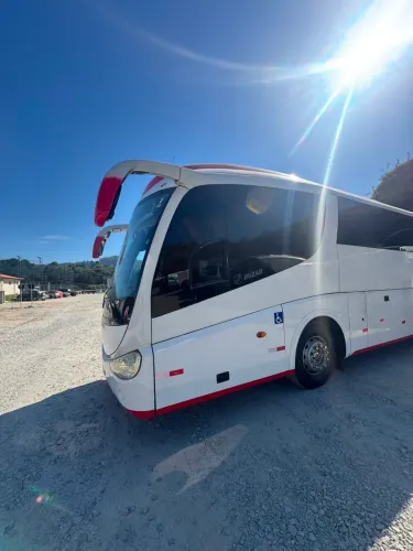 Ônibus de viagem