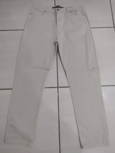 Calça bege NOVA
