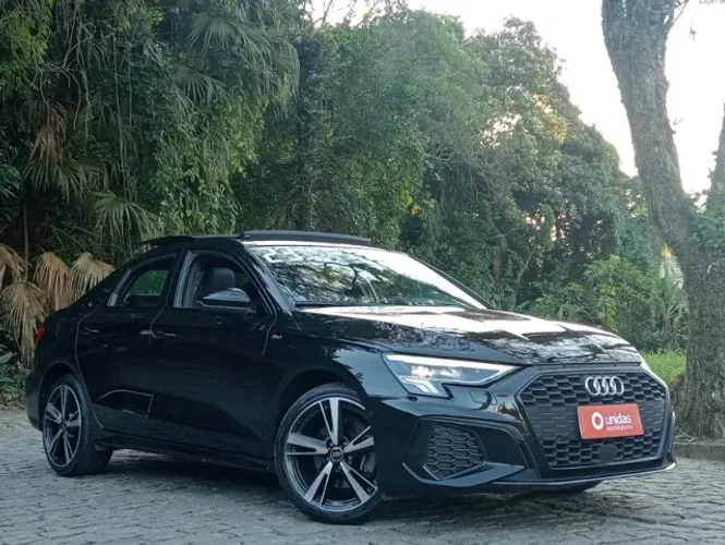 Audi A3 Sed. Perform. Black 2.0 TFSI S-tronic 2023