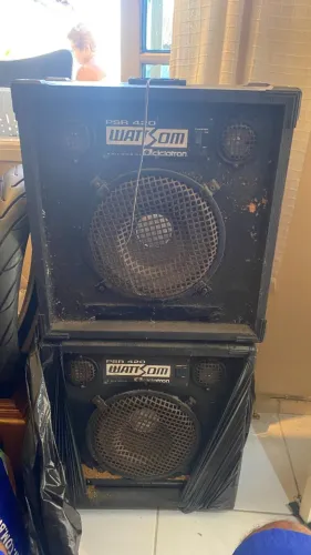 Caixas acústicas passivas Wattsom PSR 420 (da Ciclotron) 
