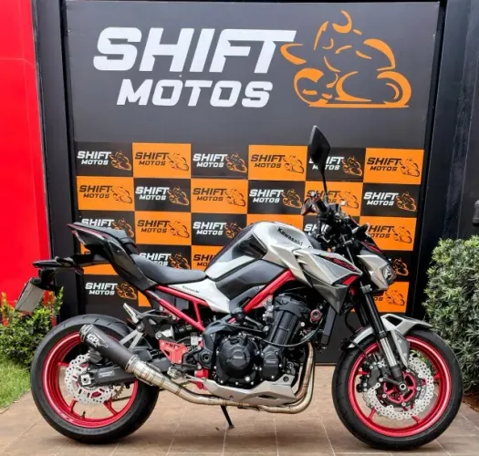 KAWASAKI Z-900