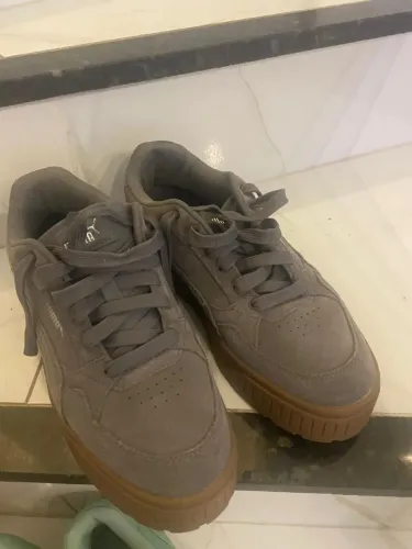 Puma Karmen II Ídolo Camurça