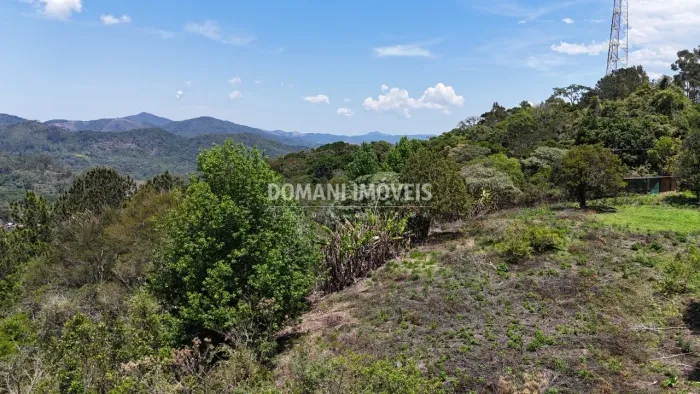 Ampla Área de Terras com Vista Deslumbrante na Região do Toriba - Campos do Jordão/SP