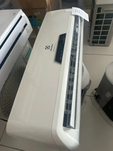 Eletrolux inverter 09.000 btus