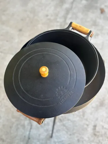 Panela de ferro e tacho de ferro 