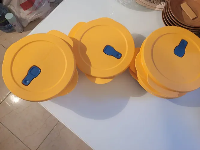 Diversas Tupperwares