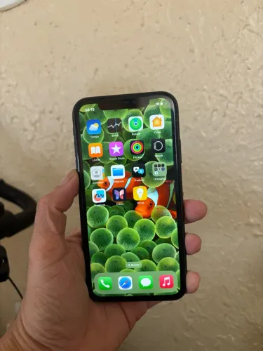 iPhone 11 64Gb 75% Bateria