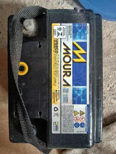 Vendo batedeira seminova mais já usada boa pra recarrega marcamoura uma das melhores tirei