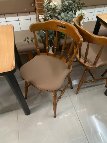 Cadeira estofada