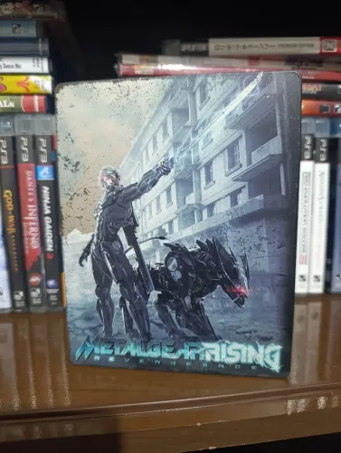 Steelbook Metal gear rising ps3