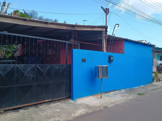 Troco essa casa na SEDE de Iranduba por outra em Manaus