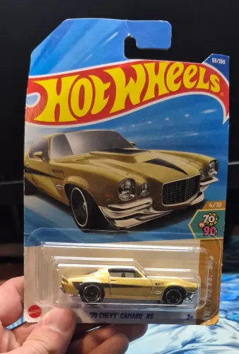 Hot Wheels '70 Chevy Camaro RS (Dourado) - Lacrado