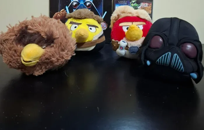 LOTE pelúcia angry birds star wars