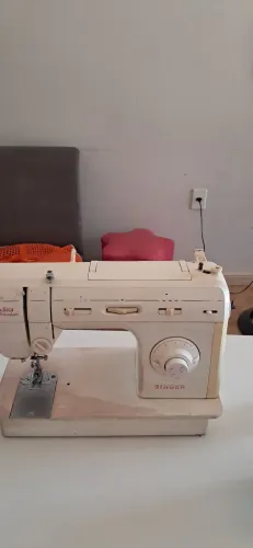 Máquina singer Facilita Premium