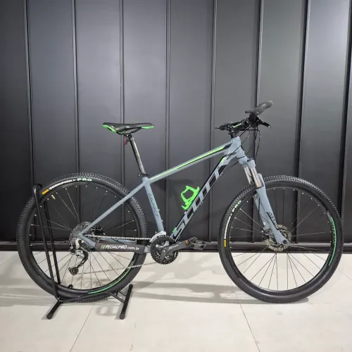 Scott Aro 29