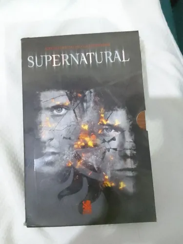 Box livro supernatural