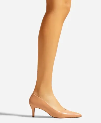 Scarpin Bege Couro Salto Baixo Fino Bico Fino