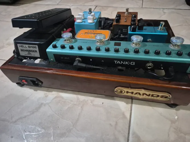 Vendo Pedalboard completo