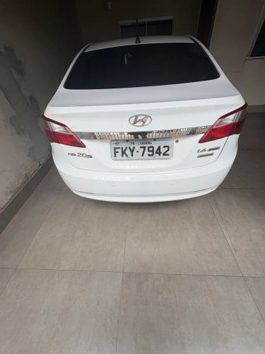 Imagem de Hyundai HB20S C.style/c.plus1.6 Flex 16V Aut. 4P 2014