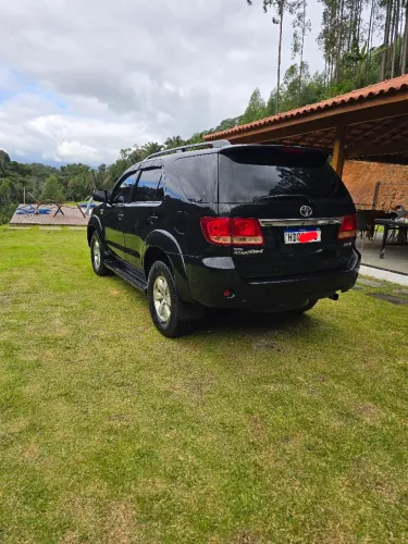 Toyota Hilux SW4 SRV D4-d 4X4 3.0 TDI Dies. AUT 2006