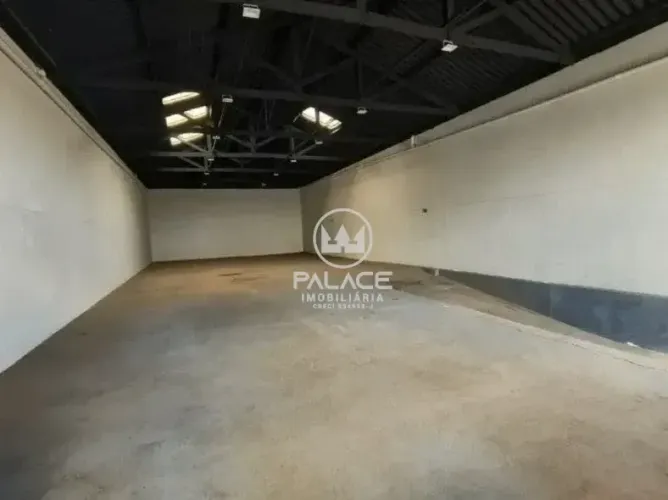 Barracão disponivel para locação
