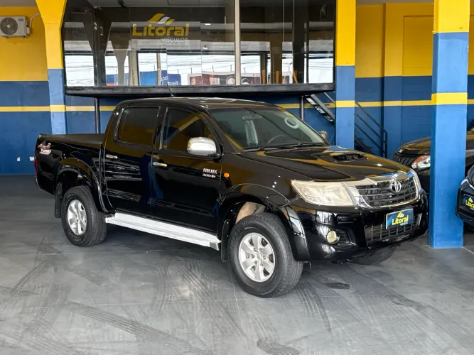 Toyota Hilux CD SR D4-d 4X4 3.0 TDI Dies. 2013