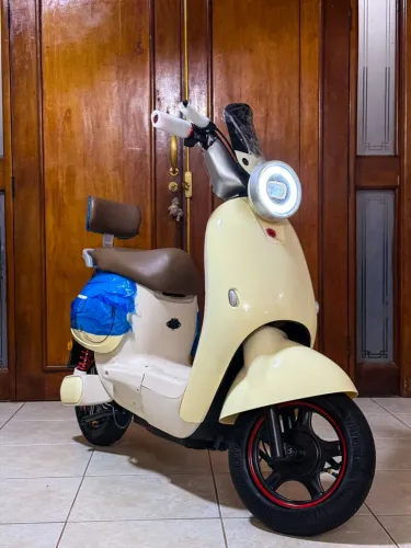 Vespa elétrica 1000W