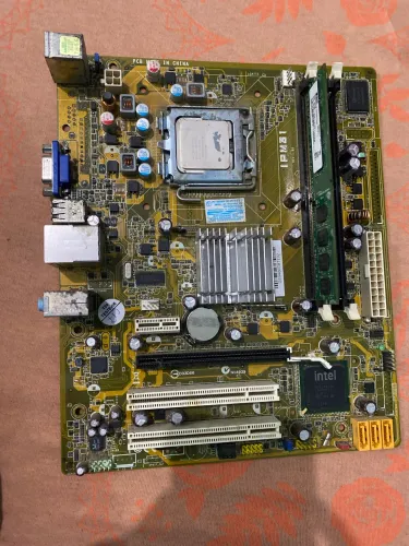 Kit Placa Mãe IPM31 + Intel Core 2 Duo + 2GB RAM (LGA 775)