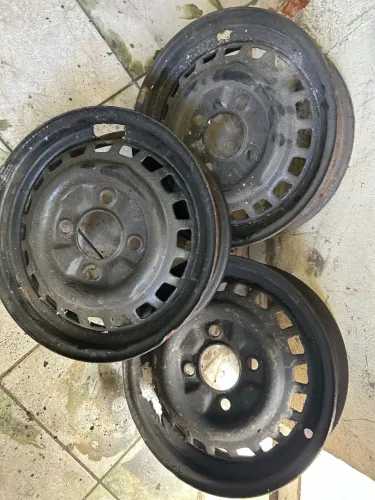 Aro de Fusca 4 furos