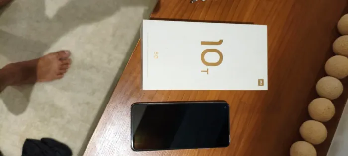Smartphone MI10T 128gb, sem detalhes, novo demais, mando blinde