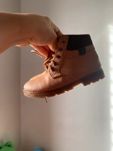 Bota coturno menino 