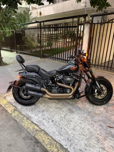Harley Davidson Softail Fat Bob 114 Preta Fosca 2018