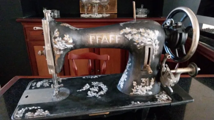 Máquina costura alemã Pfaff década de 1930 raridade relíquia antiga