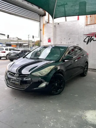 Hyundai Elantra GLS 1.8 16V Aut. 2012