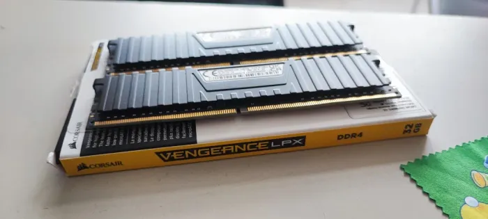 Memória RAM Corsair Vengeance LPX, 32GB (2x16GB), 3600MHz, DDR4, CL18, Preto - CMK32GX4M2D