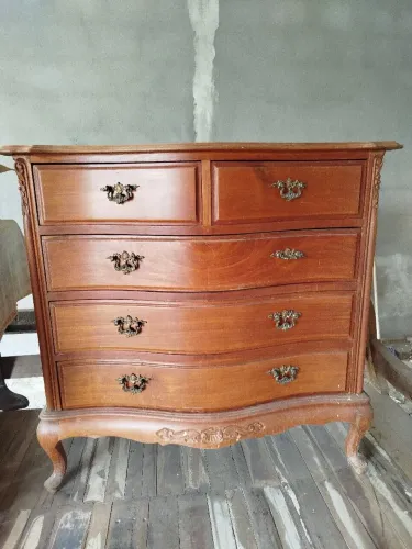Comoda, Armário antigo.