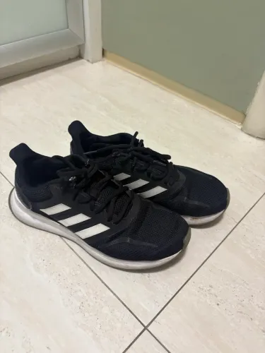 Tênis adidas preto tamanho 37
