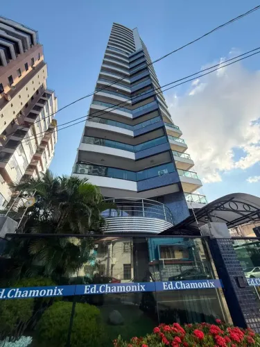 Apto para venda no Ed. Chamonix