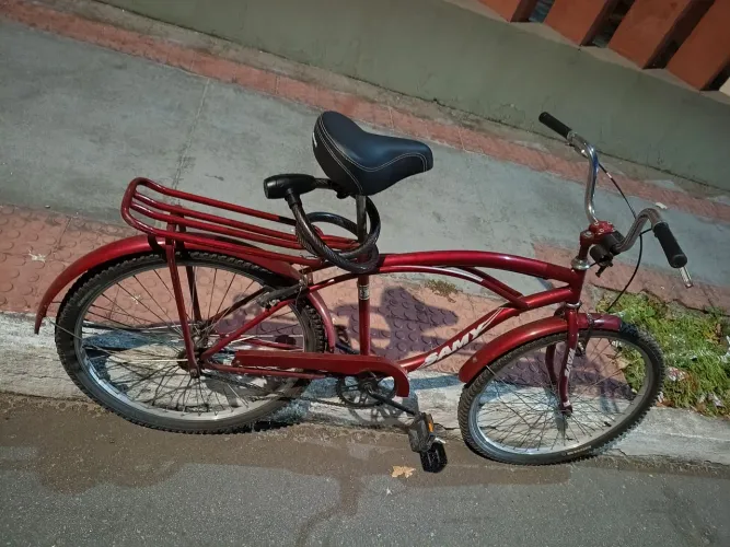 Vendo bike semi usada