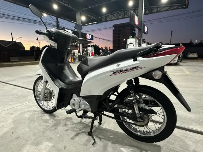 Honda Biz - Impecável 
