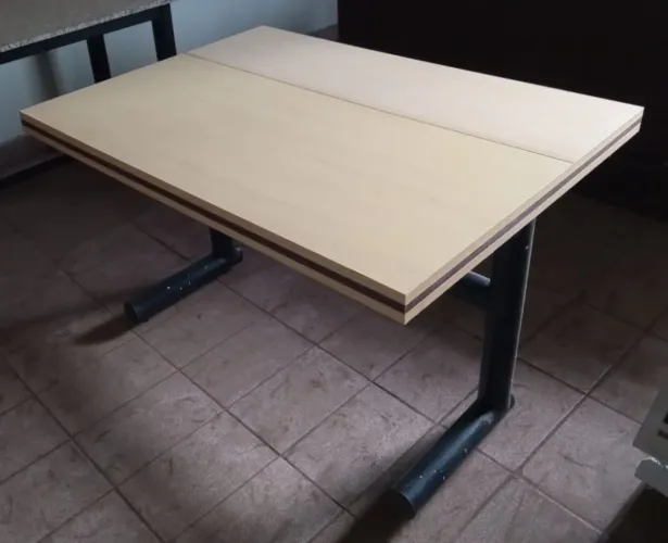Mesa de trabalho 