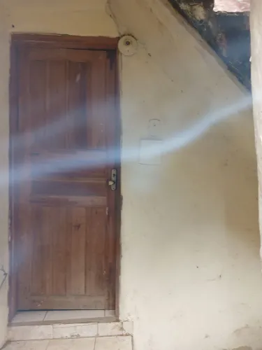 Vendo uma casa na rua sinimbu em São Cristóvão 