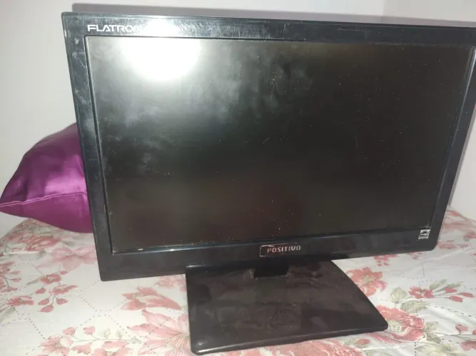 Monitor Positivo Flaton E1641