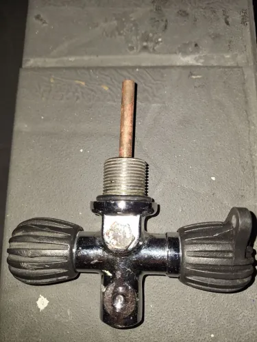 Torneira para cilindro US DIVERS