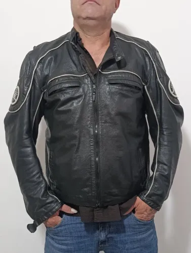 Vendo Jaqueta de couro Yamara 