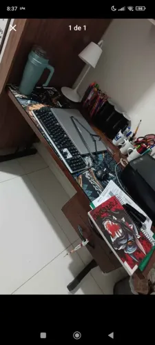 Mesa de madeira escritório